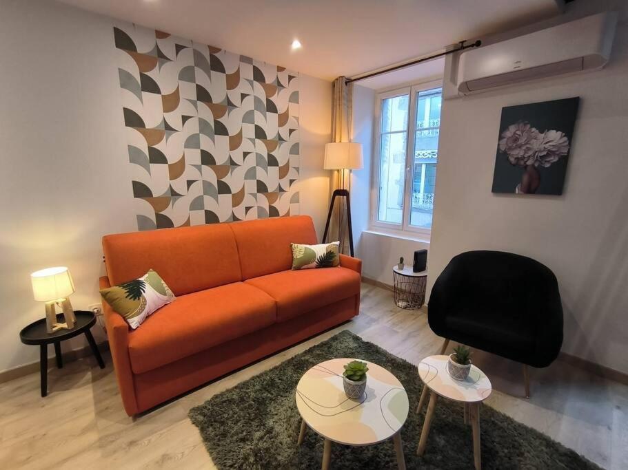 T2 -55M2- Elegant Et Chaleureux Lägenhet Montbrison Exteriör bild